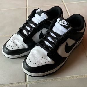 Nike Dunk Low Pandas